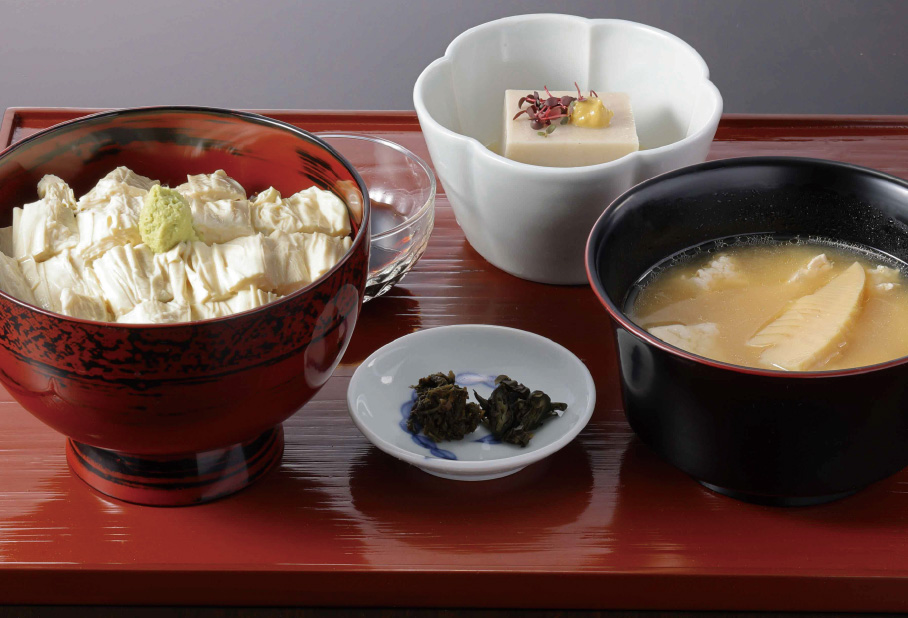 生湯波丼